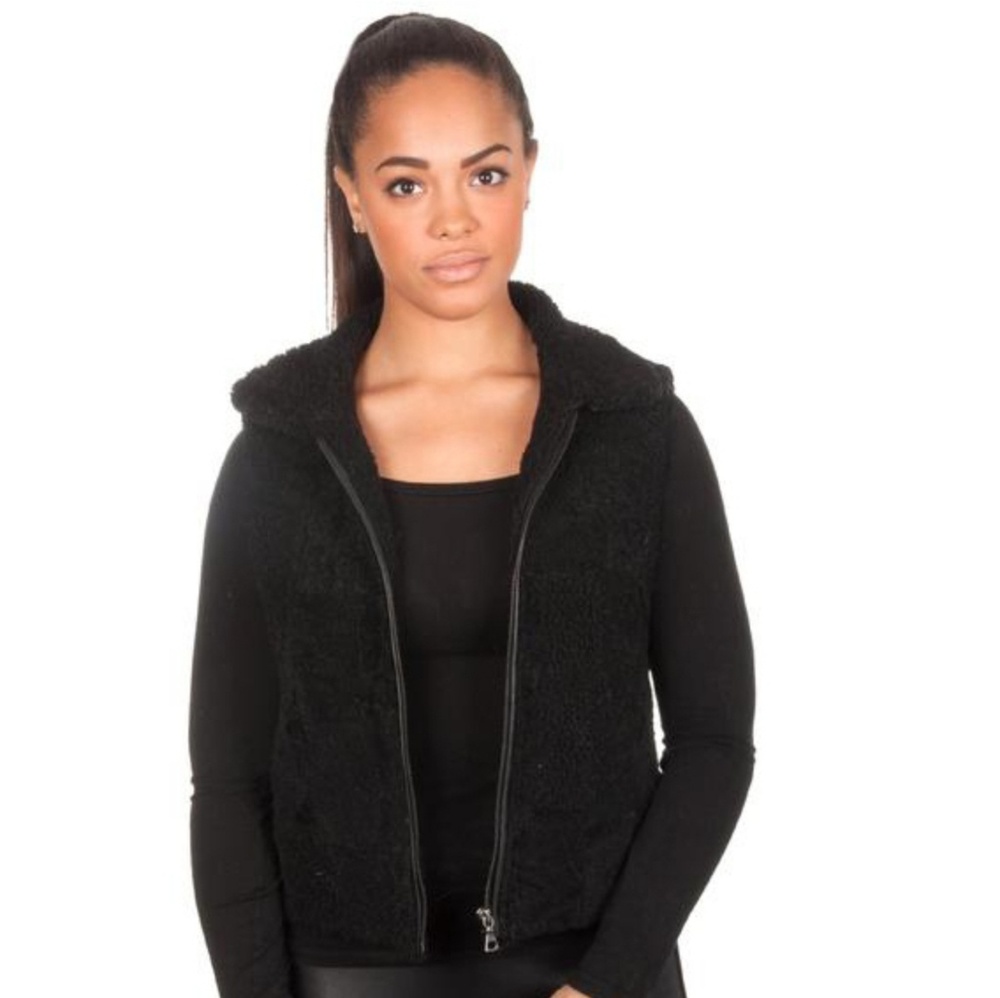 Adrianne Landau Cheep Fur Black Vest 🖤